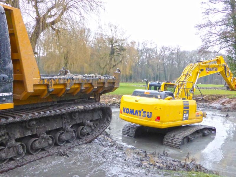 Mobile Baustraße als Bodenschutz bei Kettenfahrzeugen