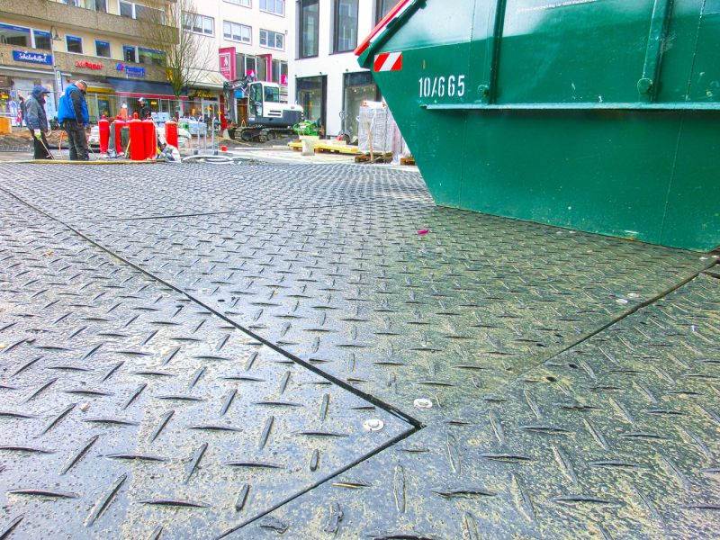 Bodenschutzplatten zum Sflasters - Neubau in Bad Vilbel