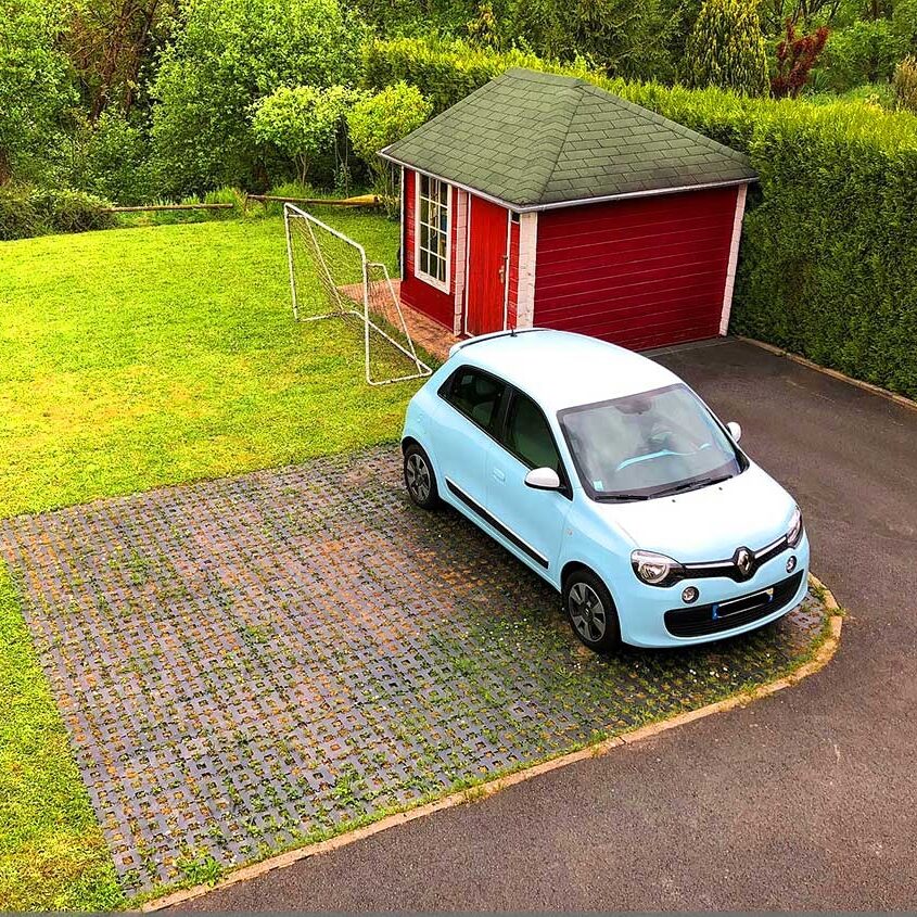 Rasengitterstein RGS35 für PKW Stellplätze bzw. Parkplätze auf Rasen ohne Unterbau