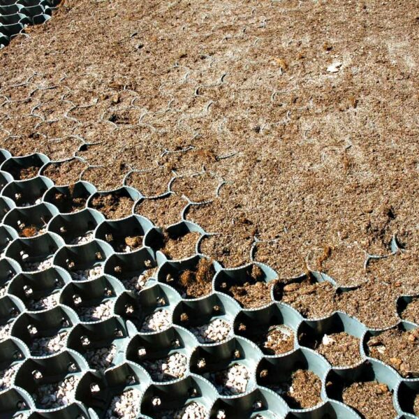 Rasenwabe RW40 Grün · 0,25 m² · 500 x 500 x 40 mm · 350,0 t/m² · 0,80 kg · 1,00mm Profilierung · 16 Kopplungen · On-Sub Verlegung · Drainage