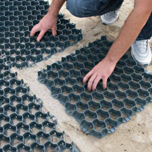 Rasenwabe RW40 Grün · 0,25 m² · 500 x 500 x 40 mm · 350,0 t/m² · 0,80 kg · 1,00mm Profilierung · 16 Kopplungen · On-Sub Verlegung · Drainage