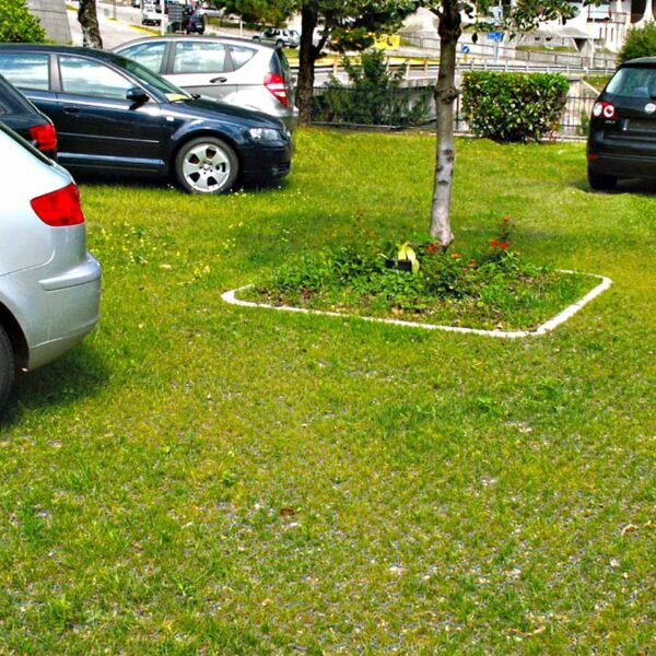 Rasenwabe RW40 Grün · 0,25 m² · 500 x 500 x 40 mm · 350,0 t/m² · 0,80 kg · 1,00mm Profilierung · 16 Kopplungen · On-Sub Verlegung · Drainage