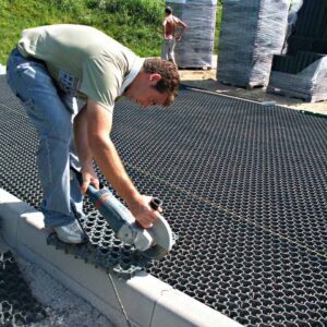 Rasenwabe RW40 Grün · 0,25 m² · 500 x 500 x 40 mm · 350,0 t/m² · 0,80 kg · 1,00mm Profilierung · 16 Kopplungen · On-Sub Verlegung · Drainage