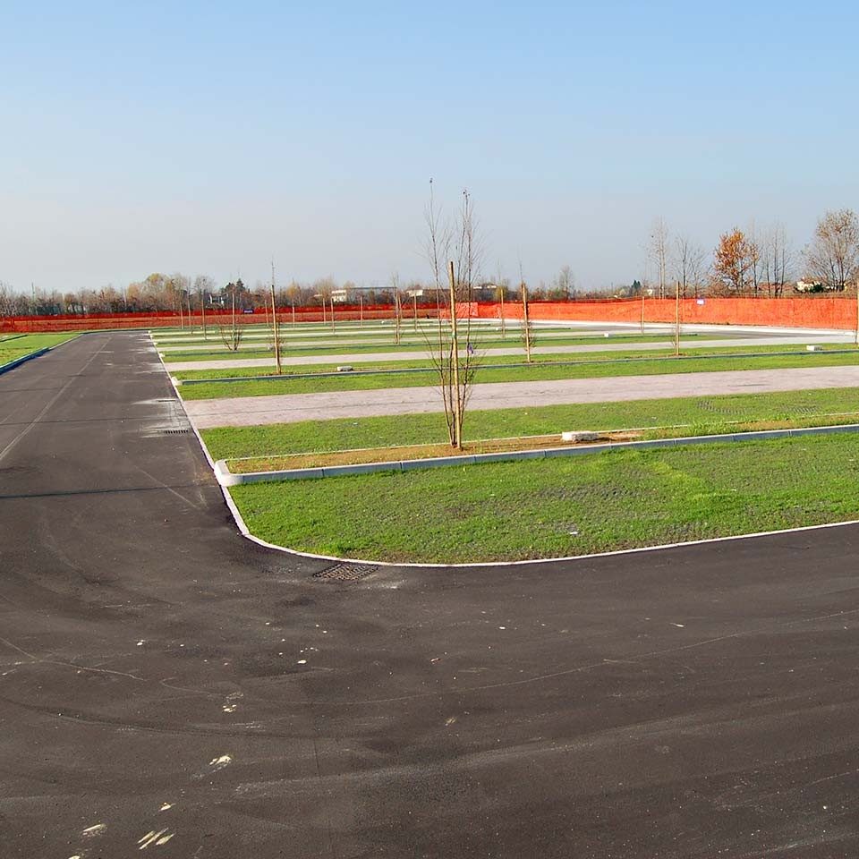 Rasenwabe RW40 Grün · 0,25 m² · 500 x 500 x 40 mm · 350,0 t/m² · 0,80 kg · 1,00mm Profilierung · 16 Kopplungen · On-Sub Verlegung · Drainage