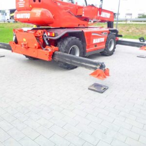 Abstützplatten aus Kunststoff mit Tieffräsung zur sichern Aufnahme von Kranstützen bzw. Ausleger von Fahrzeugen, Geräten & Maschinen + Anti Rutsch Gummierung