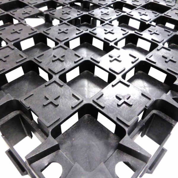 Ankergitter AG60, 400 x 400 x 60 mm, 0,9 kg. Bodengitter mit integrierten Ankerelementen, Drainagefunktion & extremer Lastverteilung. Profilierte Oberfläche.