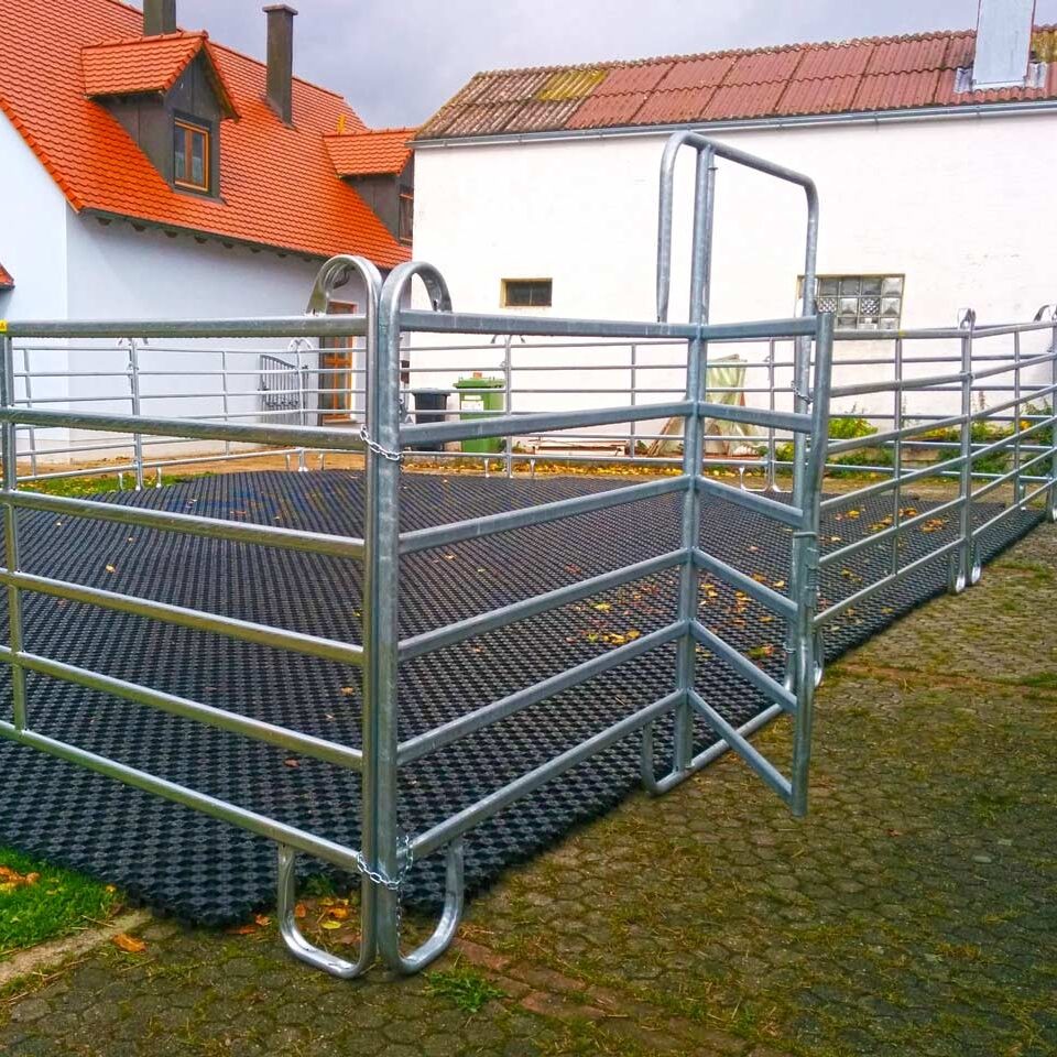 Ankergitter AG60, 400 x 400 x 60 mm, 0,9 kg. Bodengitter mit integrierten Ankerelementen, Drainagefunktion & extremer Lastverteilung. Profilierte Oberfläche.