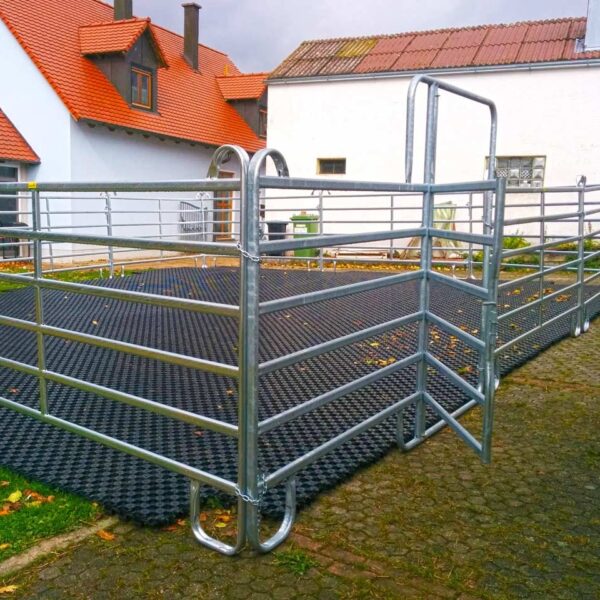 Ankergitter AG60, 400 x 400 x 60 mm, 0,9 kg. Bodengitter mit integrierten Ankerelementen, Drainagefunktion & extremer Lastverteilung. Profilierte Oberfläche.