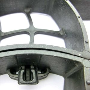 Koppelung von zwei Bodengittern BG30 im Detail