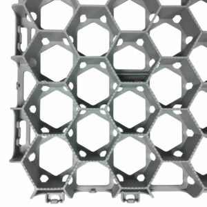 Robuste Bodenwabe zur soliden Bodenbefestigung von unversiegelten Wegen und Flächen. Die horizontalen Wabenöffnungen sorgen für eine optimale Drainage.