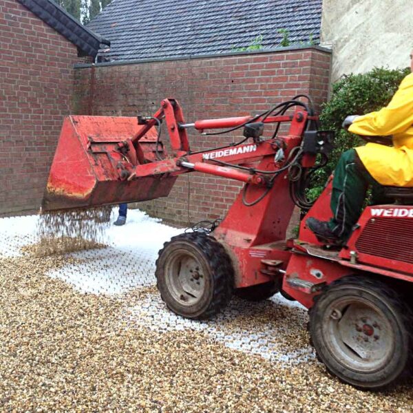 Kiesgitter KG30 ·580 x 580 x 30 mm · 400,0 t/m² · 16 Kopplungen · Galabau Profi-Qualität zur Stabilisierung von Wegen und Flächen mit Kies, Schotter und Splitt.