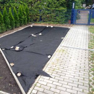 Das Unkrautgewebe UG100 ist ein robustes Bändchengewebe zum nachhaltigen und zuverlässigen Schutz zur Unterdrückung von Unkraut