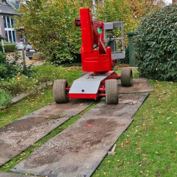 vtek fahrplatte fahrbahnplatte aus kunststoff fuer gelenkarbeitsbuehnen arbeitsbuehnen 001 1280x1280 e1724147635809