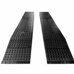 Lange Auffahrrampe massiv