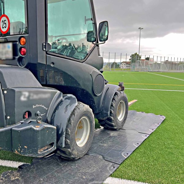 scobaplate bodenschutzplatten fuer kunstrasen