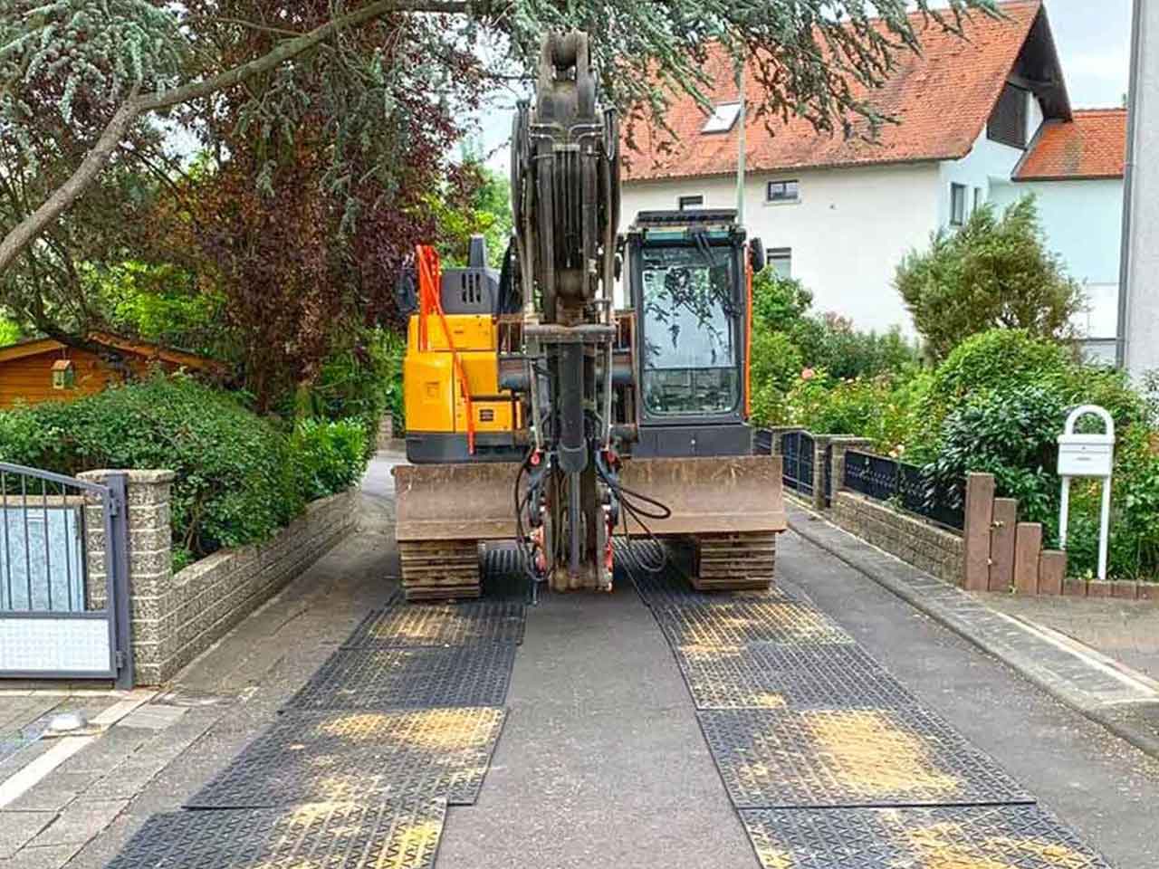 Die x:tek Fahrplatte zum Asphaltschutz