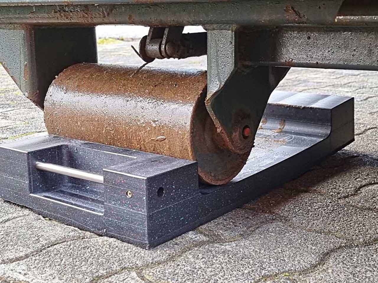 Containerplatte Anti-Rutsch auf Pflasterfläche