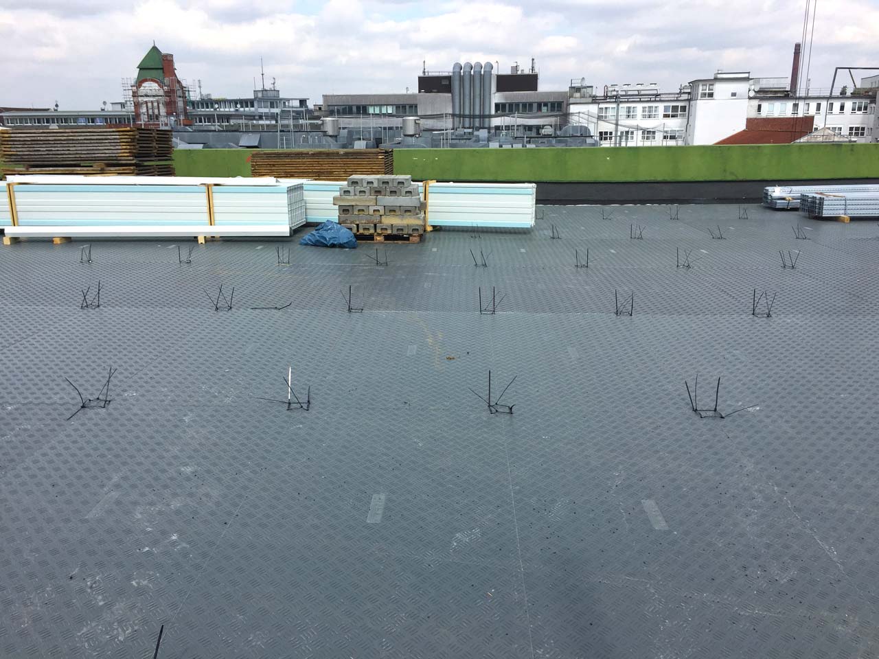 e:tek Fahrplatten als Parkhausboden