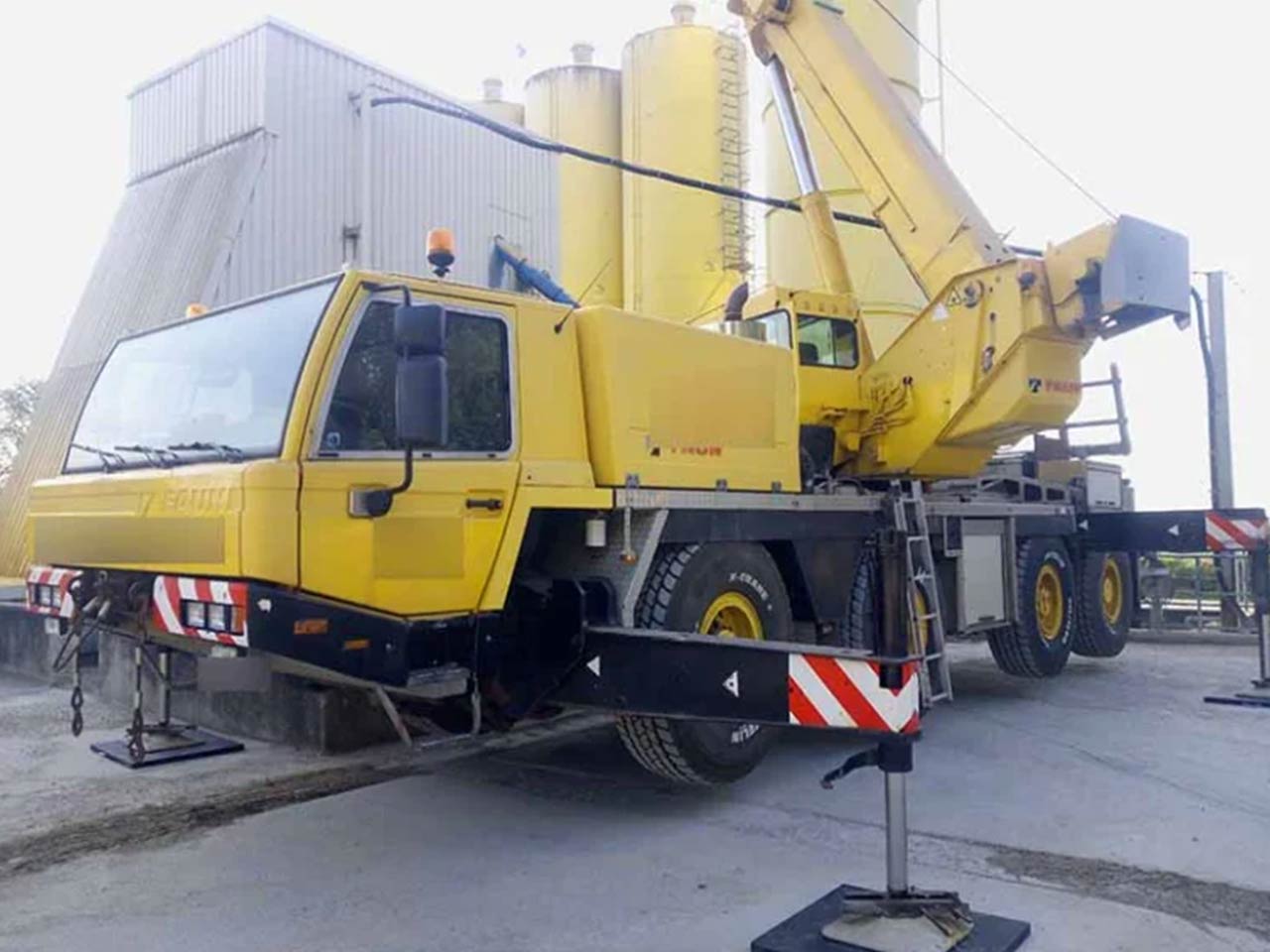 Kranplatten zum Schutz des Betonbodens