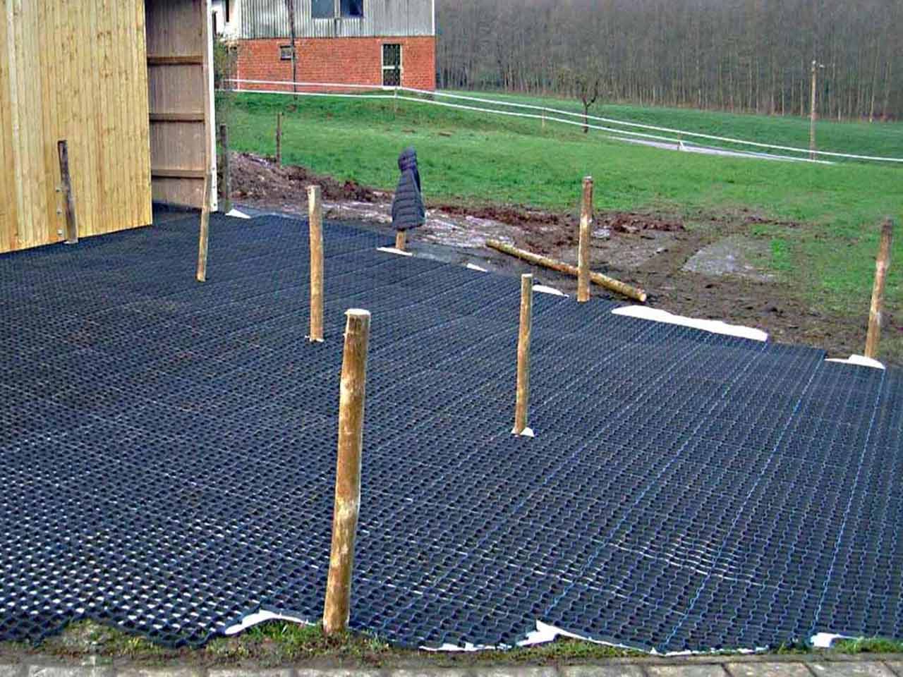 Verlegung des Bodengitters BG30