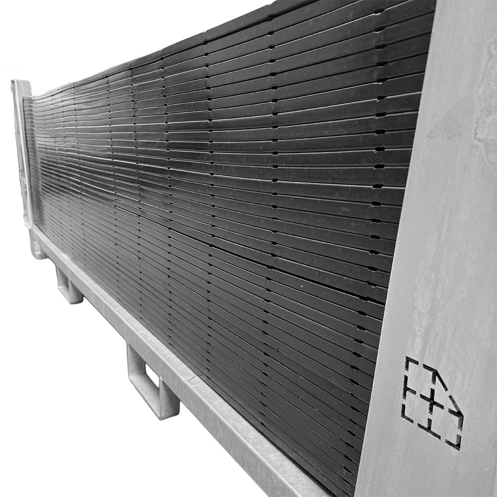 Seitenansicht des s:tek PRO Sets in der Stahl-Transportbox